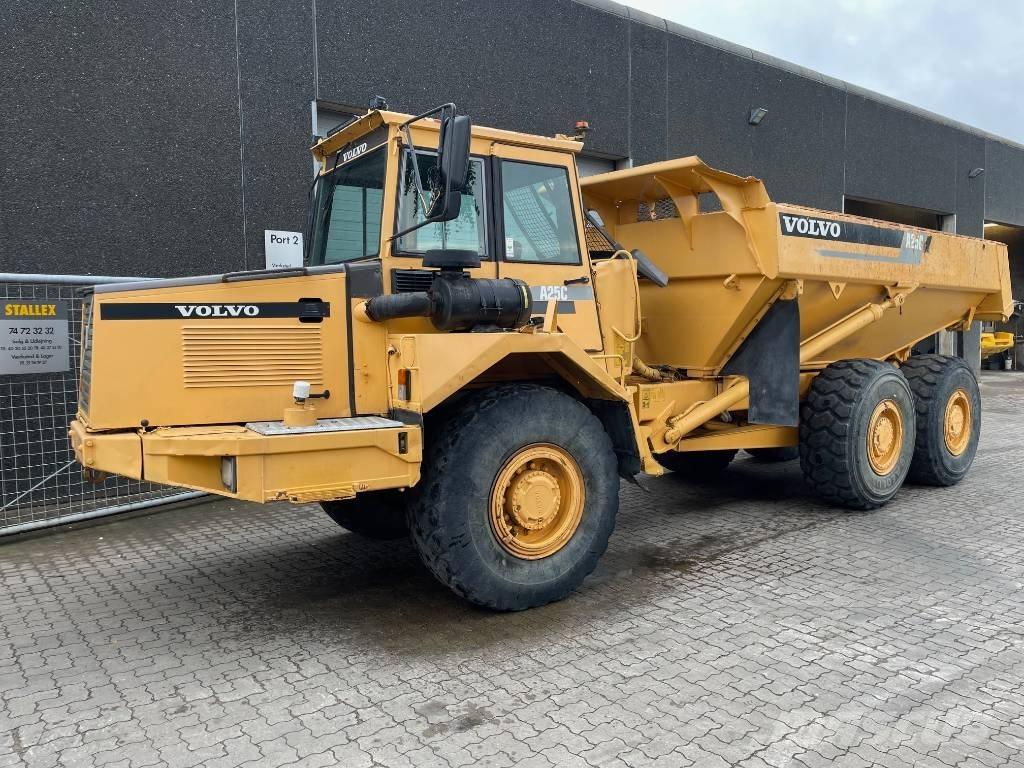 Volvo A25C Dumpperit