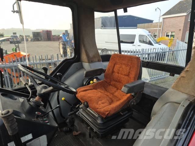 Case IH 745 XL Traktorit