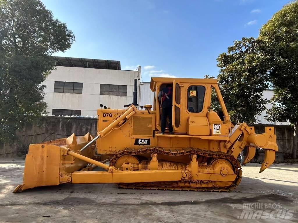 CAT D 7 G Tiehöylät