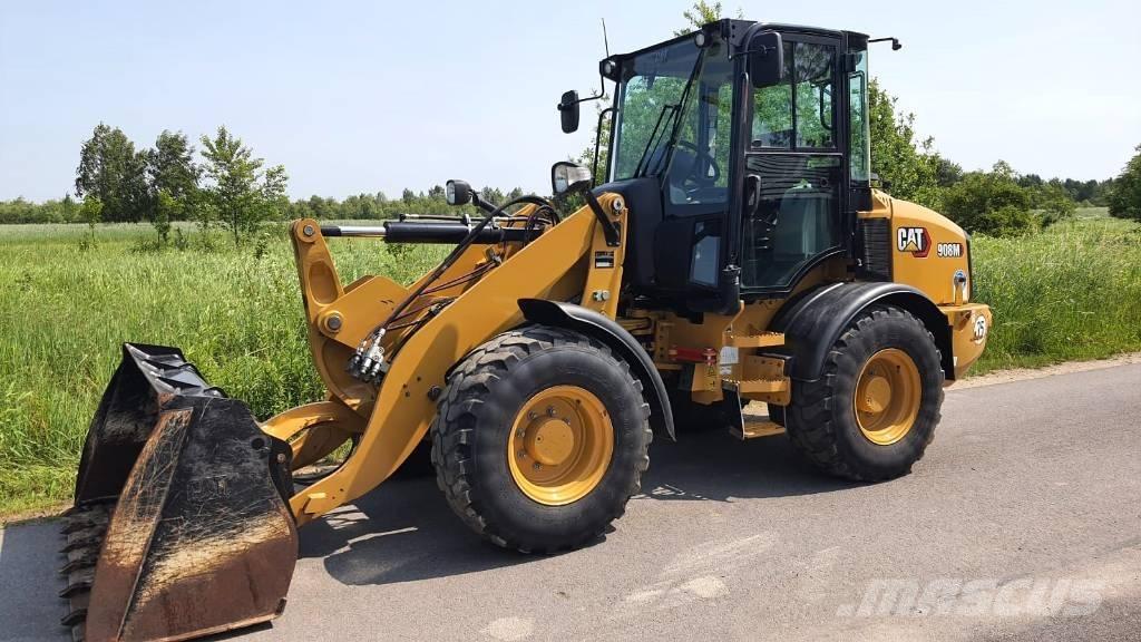 CAT 908M  Cat 908 Pyöräkuormaajat