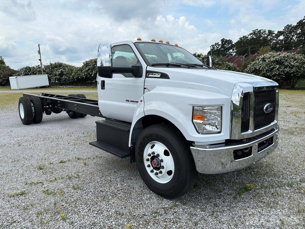 Ford F 750 Kuorma-autoalustat