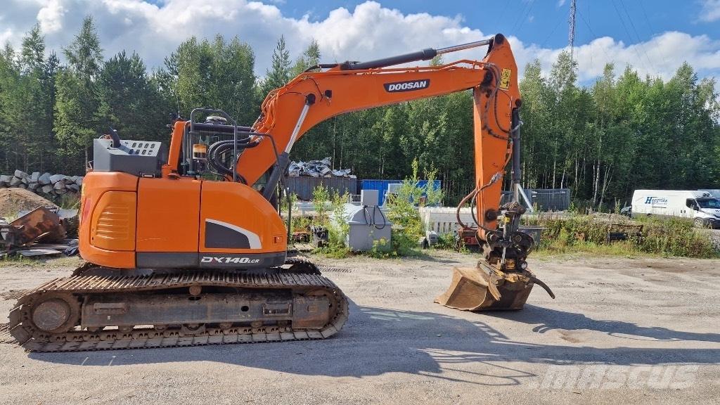 Doosan DX 140 LCR Telakaivukoneet