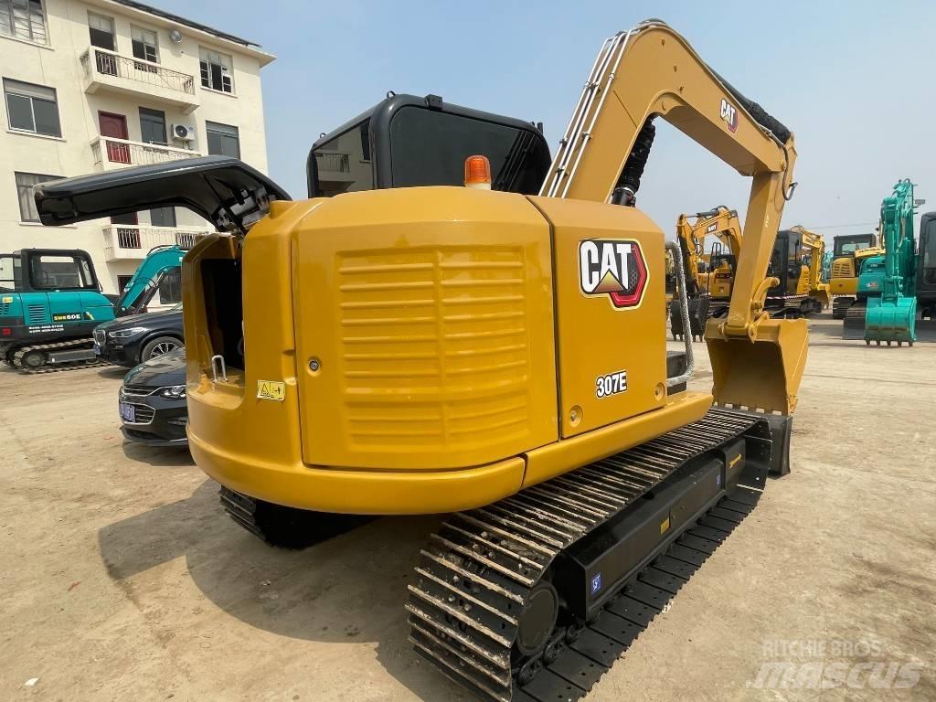 CAT 307 Minikaivukoneet < 7t