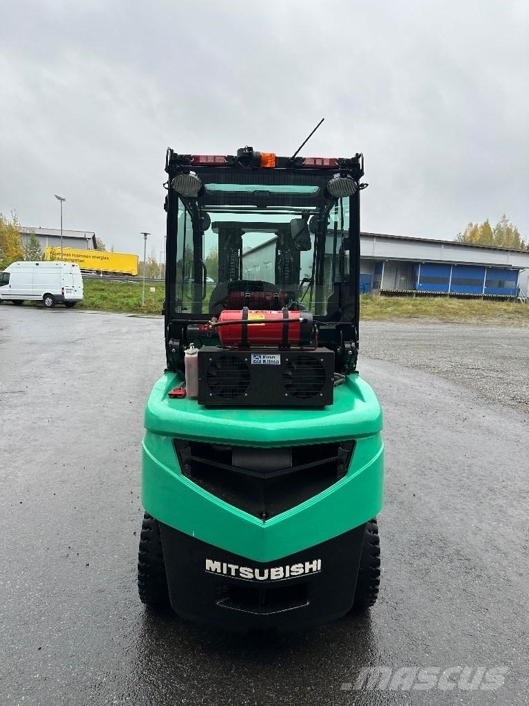 Mitsubishi FD 35 N Dieseltrukit