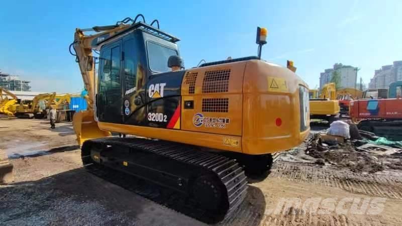 CAT 320D Telakaivukoneet