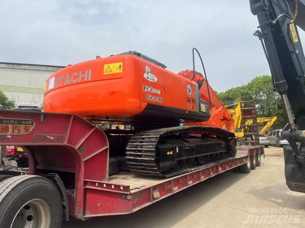 Hitachi 210LC Telakaivukoneet