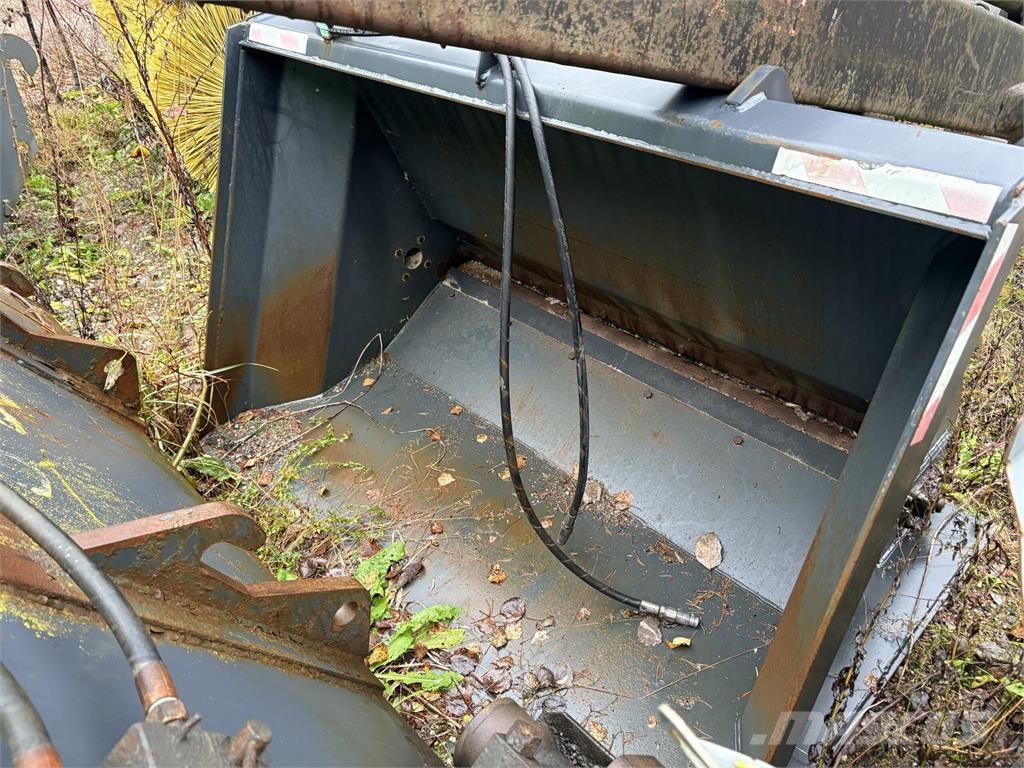 Snowstar HK700L Hiekan- ja suolanlevittimet