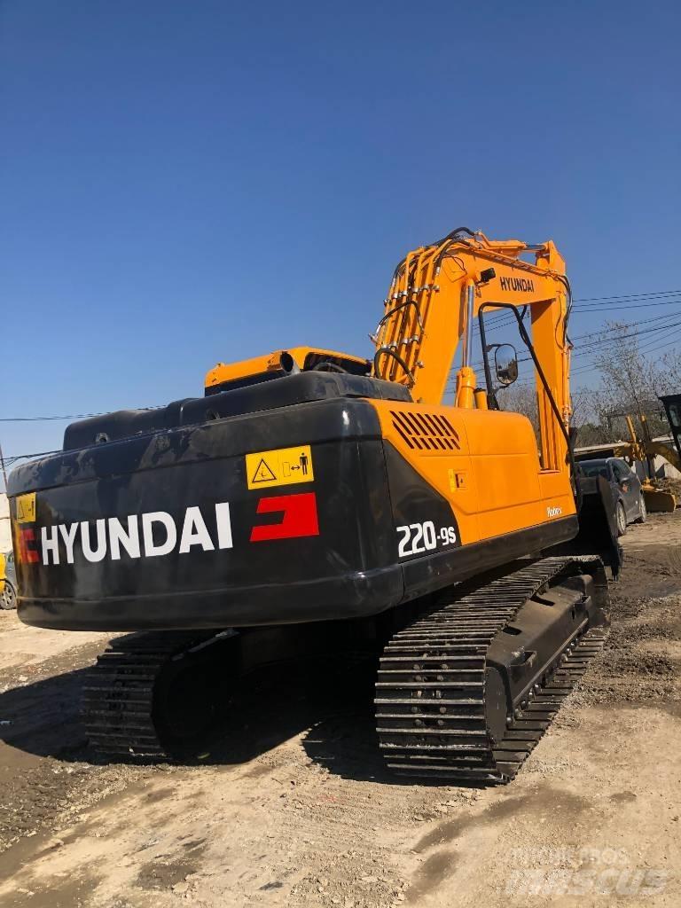 Hyundai 220-9s Telakaivukoneet