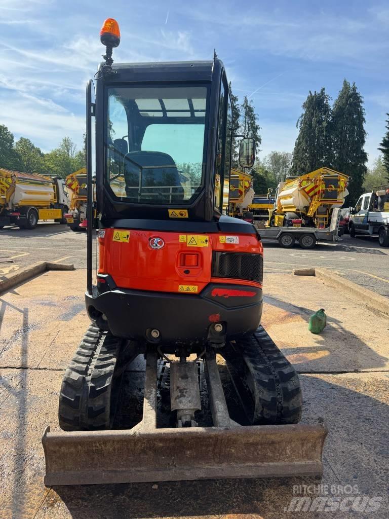 Kubota U 27-4 Minikaivukoneet < 7t