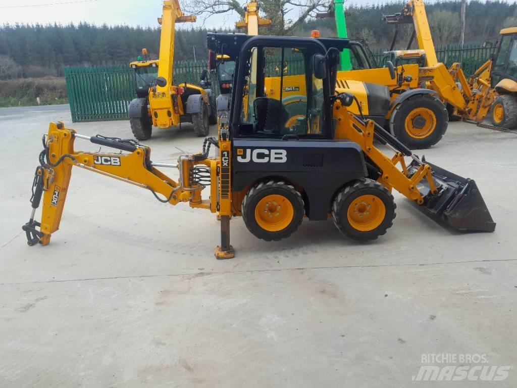 JCB 1 CX Kaivurikuormaajat
