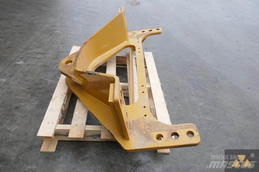CAT 140M3 Drawbar Muut