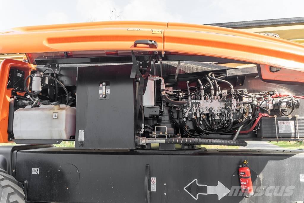 JLG 1250 AJP Teleskooppipuominostimet