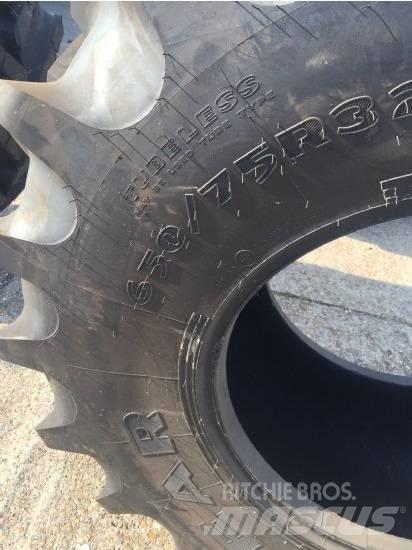 Goodyear 650/75R32 Renkaat ja vanteet