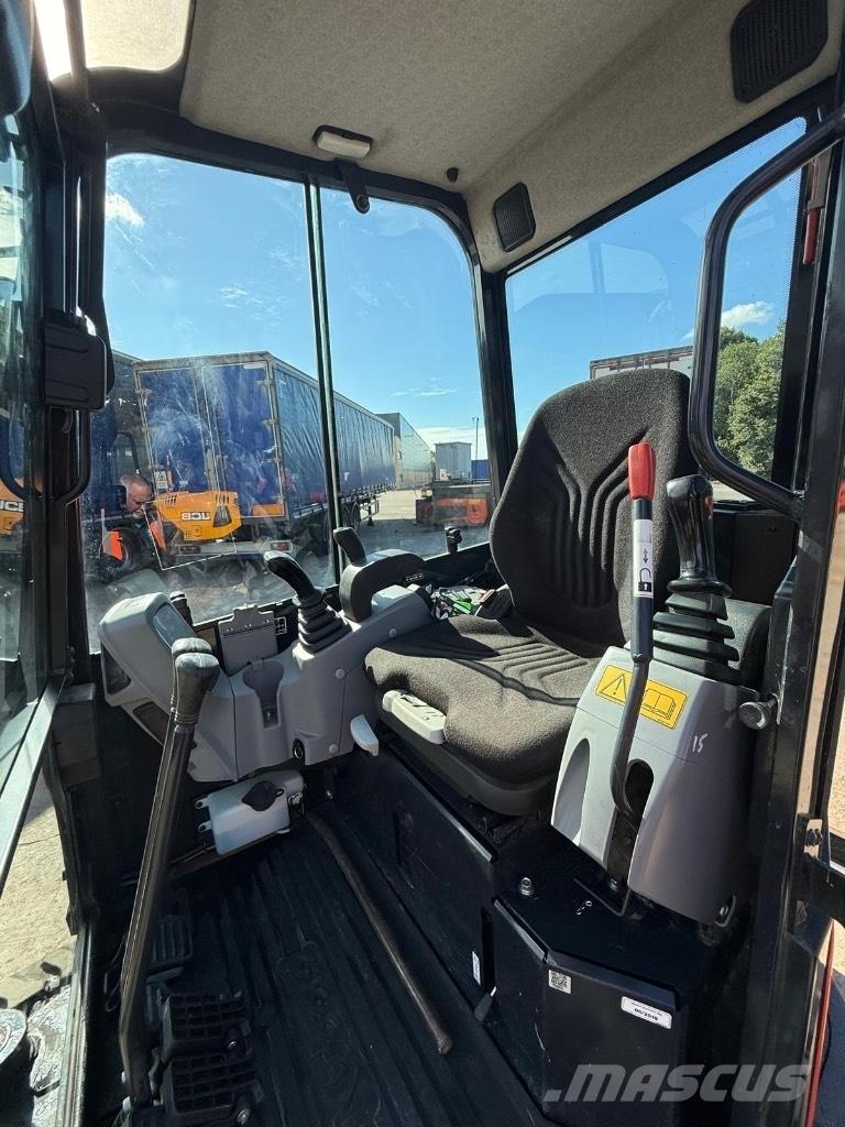 Kubota U 27-4 Minikaivukoneet < 7t