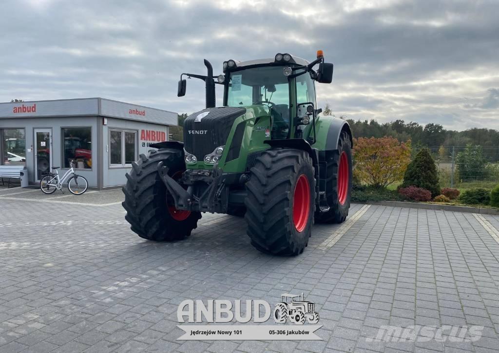 Fendt 826 Vario Traktorit