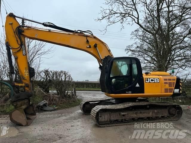 JCB JS 220 LC Telakaivukoneet