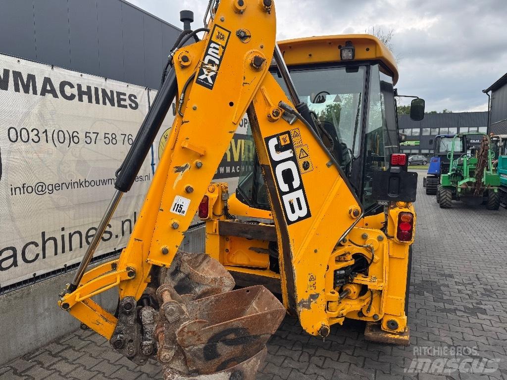 JCB 2 CX Kaivurikuormaajat