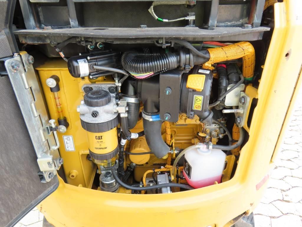 CAT 301.8 Minikaivukoneet < 7t