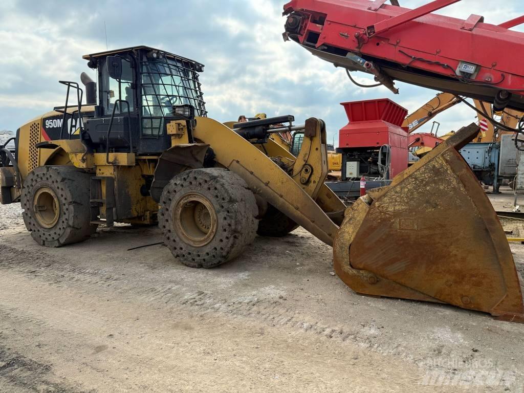 CAT 950 M Pyöräkuormaajat