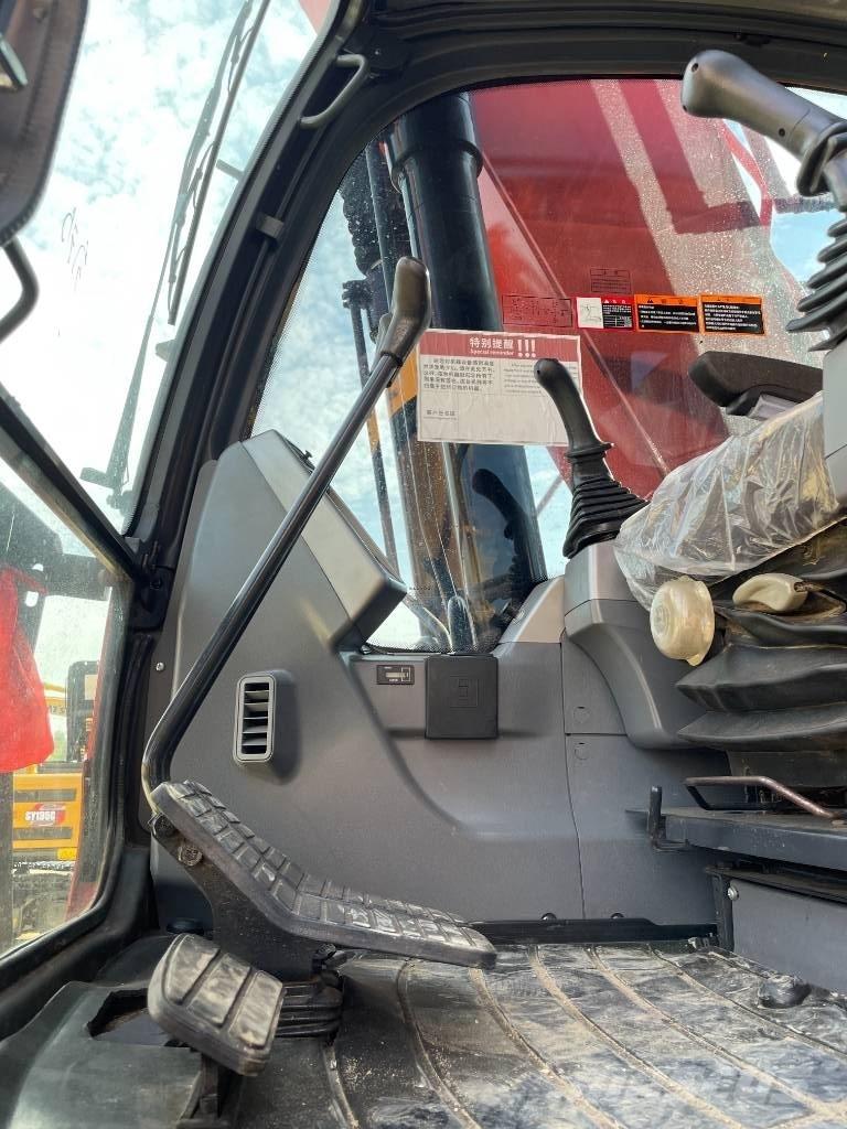 Doosan DX 225 LCA Telakaivukoneet