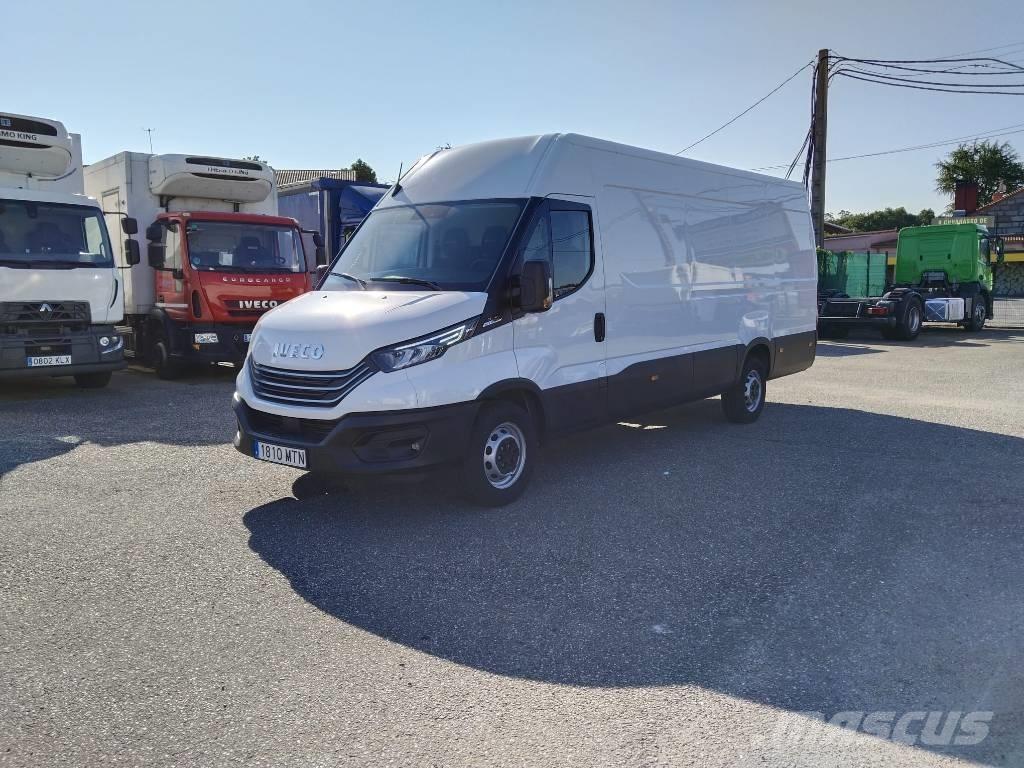 Iveco Daily 35 S12 Jakeluautot