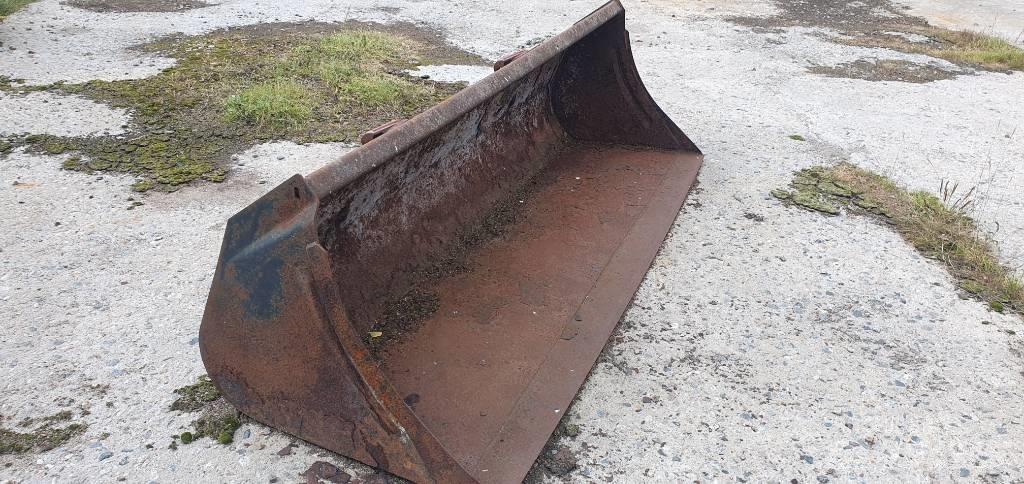 Ålö 240HD Etukuormaimen varusteet