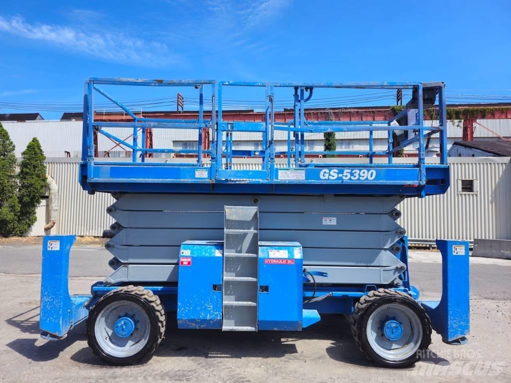 Genie GS-5390 Saksilavat