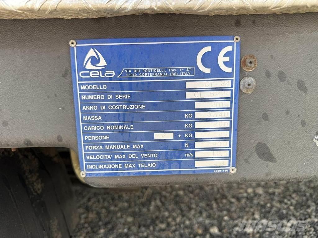 Cela DT24 Nostolava-autot