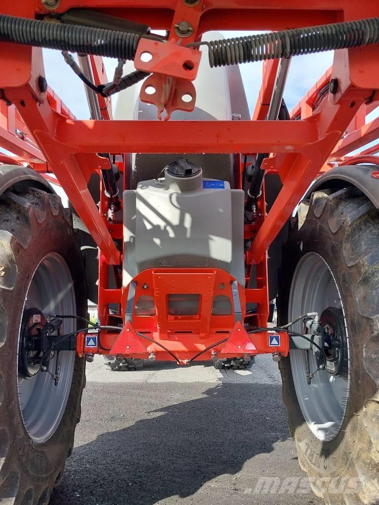 Kuhn Lexis 3000 Hinattavat ruiskut