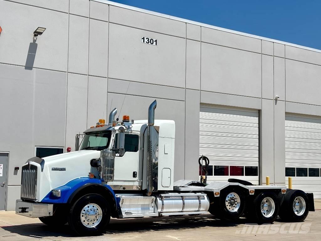 Kenworth T 800 Vetopöytäautot