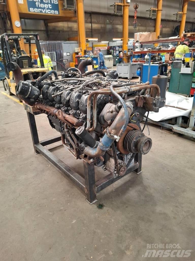 Mercedes-Benz OM424 Moottorit