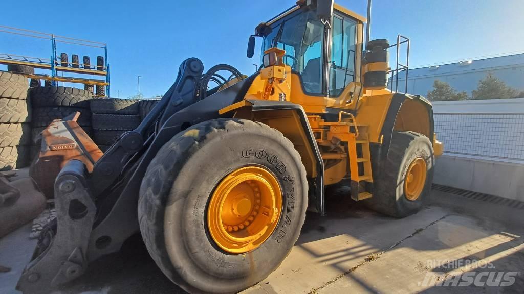 Volvo L 180 F Pyöräkuormaajat