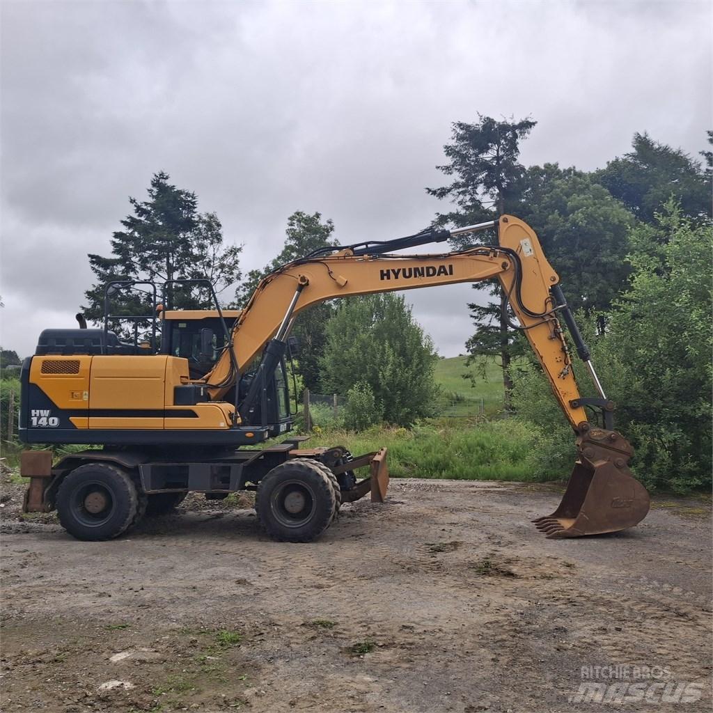Hyundai HW 140 A Pyöräkaivukoneet