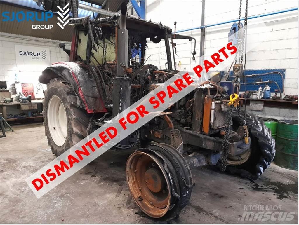 Valtra N163 Traktorit