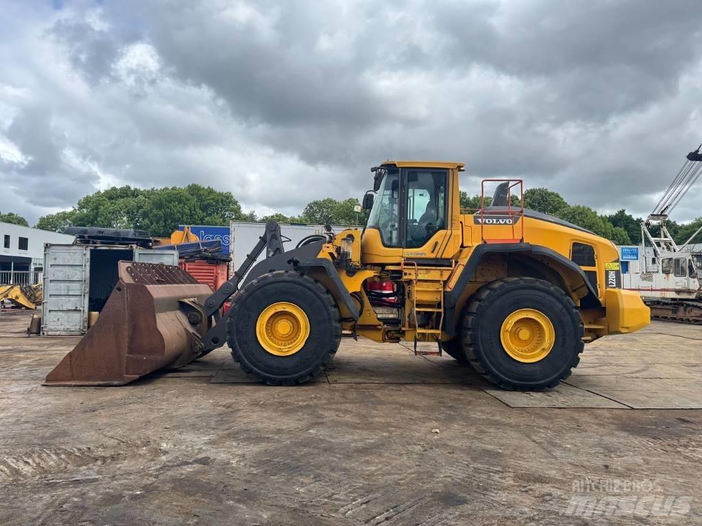 Volvo L 220 H Pyöräkuormaajat