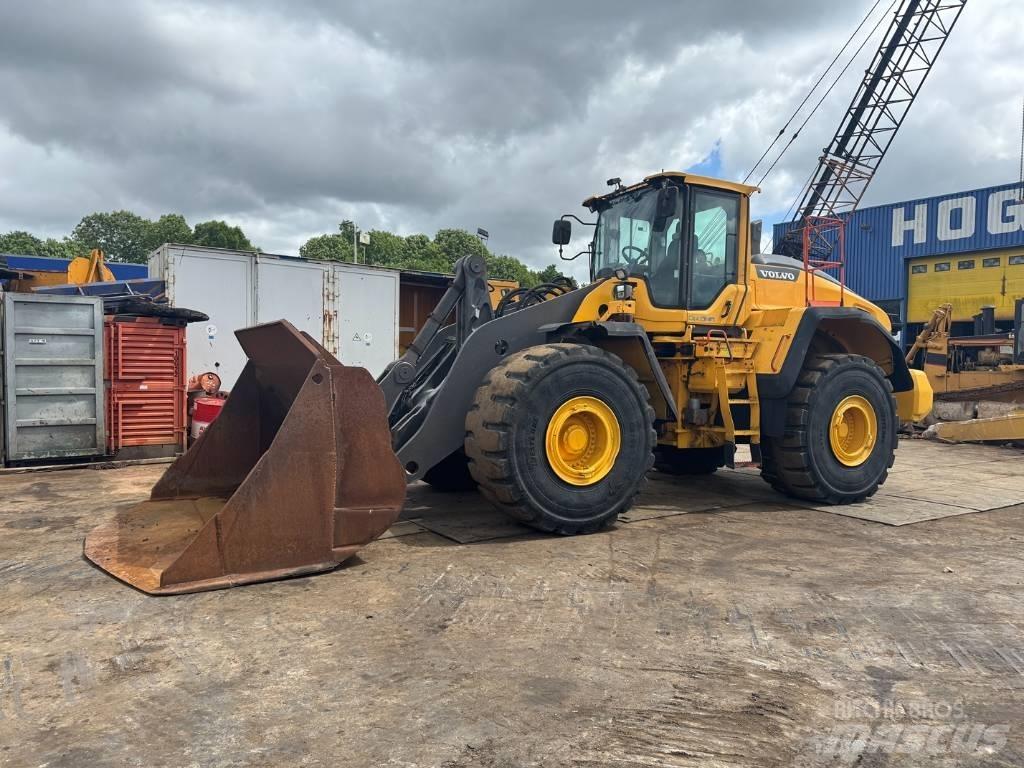 Volvo L 220 H Pyöräkuormaajat