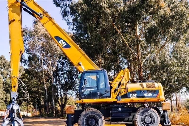CAT M325 Minikaivukoneet < 7t