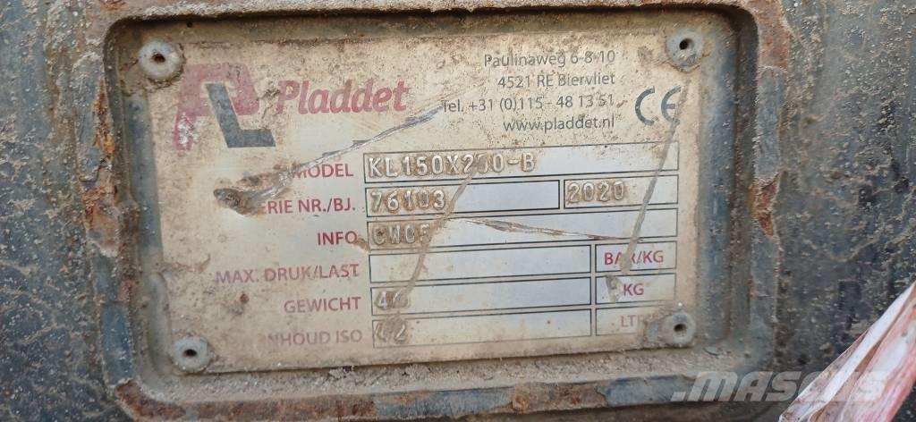 CAT 302.7 CR Minikaivukoneet < 7t