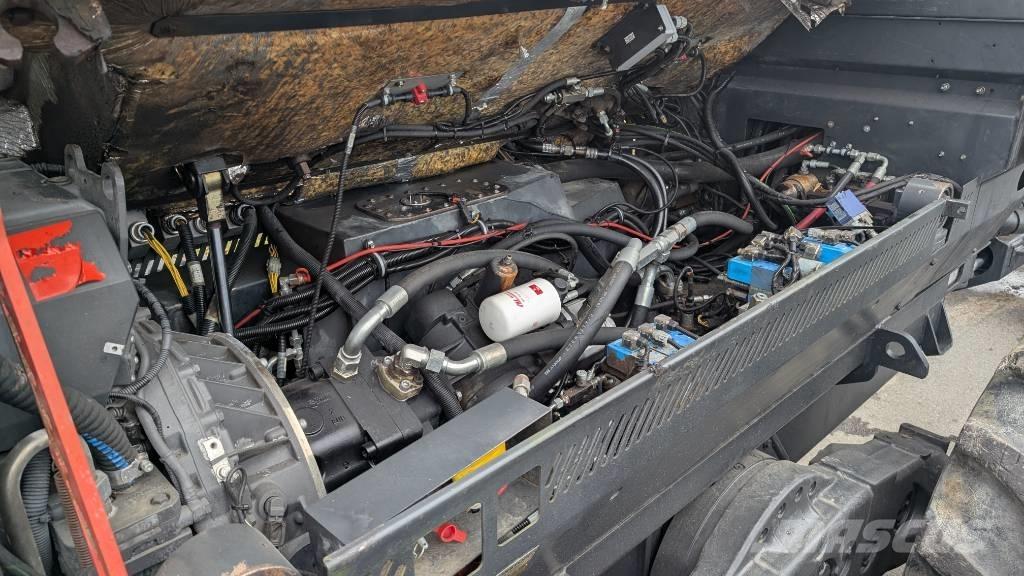 Ponsse Wisent 8W Kuormatraktorit