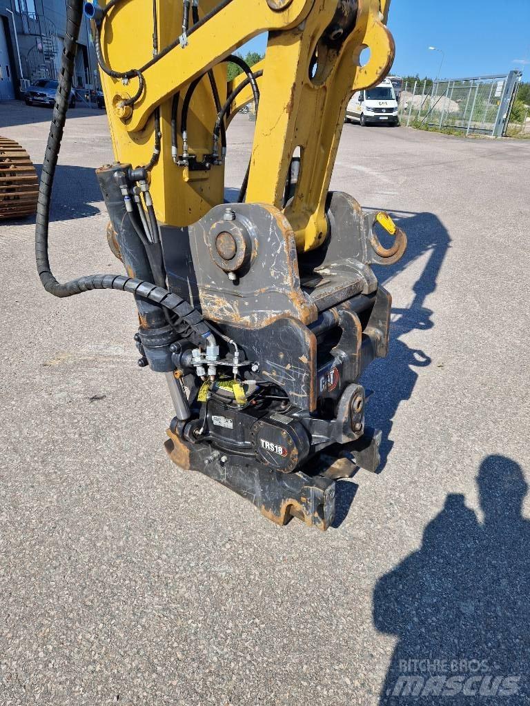 CAT 325 Telakaivukoneet