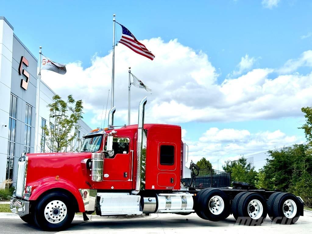 Kenworth W 900 Vetopöytäautot