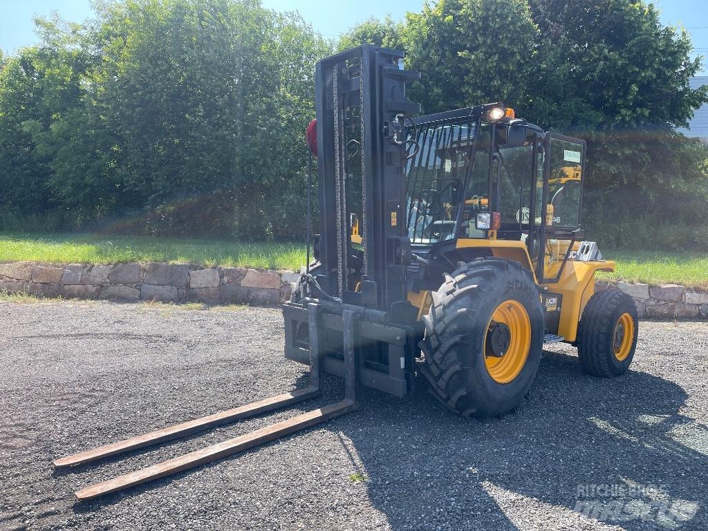 JCB 940-2 T4 Maastotrukit