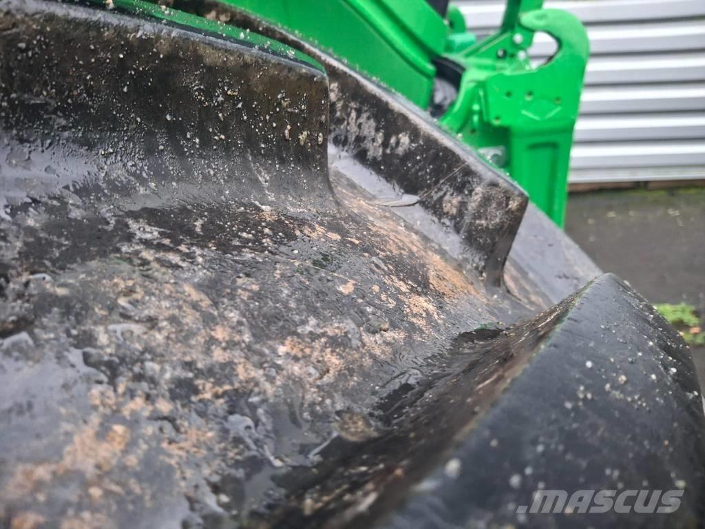 John Deere 6R230 Traktorit