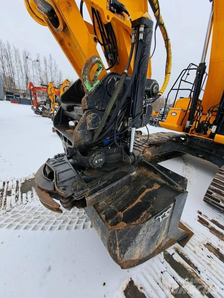 JCB JS210LC T4F Telakaivukoneet