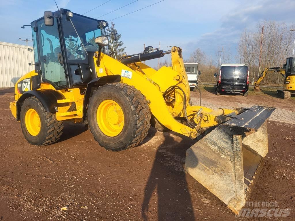 CAT 908 H Pyöräkuormaajat