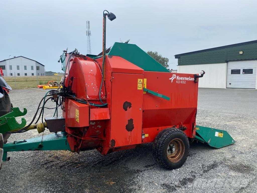 Kverneland KD832 Paalinkäsittelykoneet