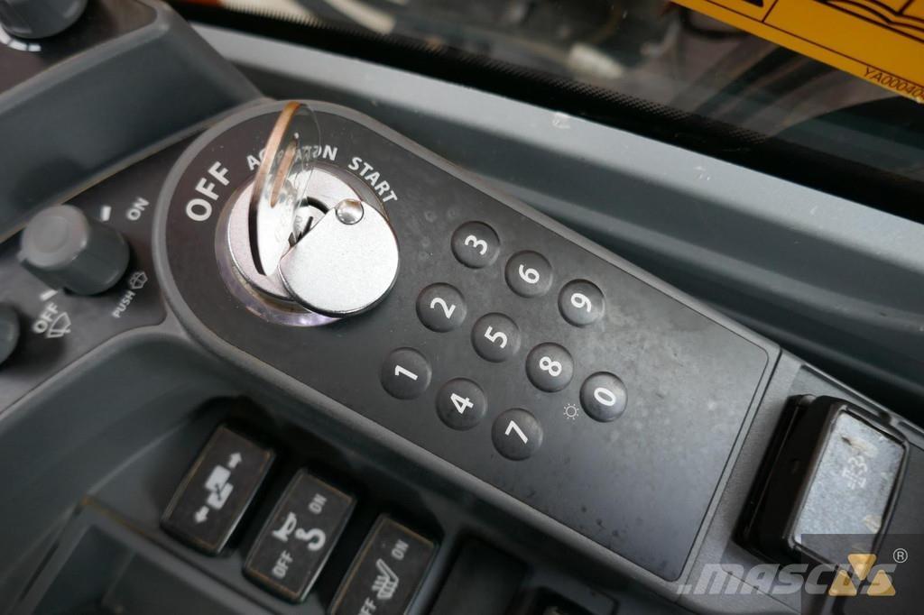 Hitachi ZX300LC-7 Telakaivukoneet