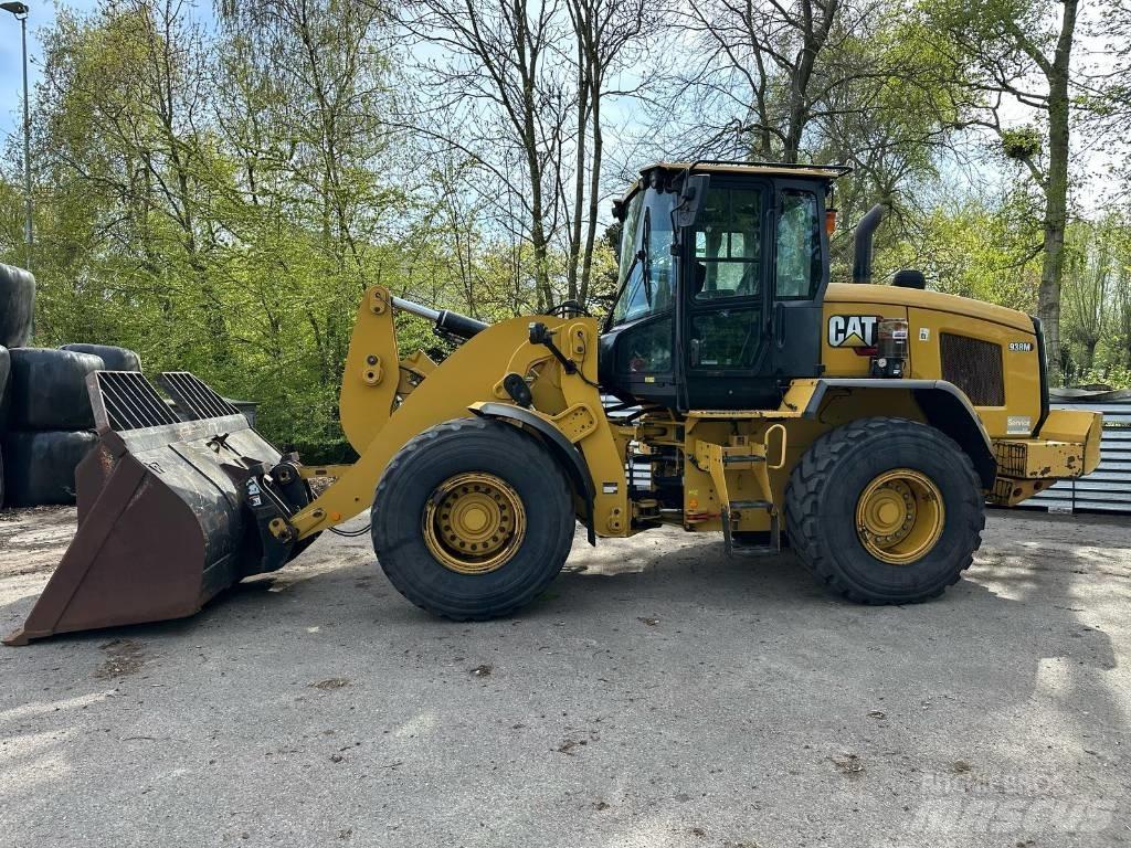 CAT 938M Pyöräkuormaajat