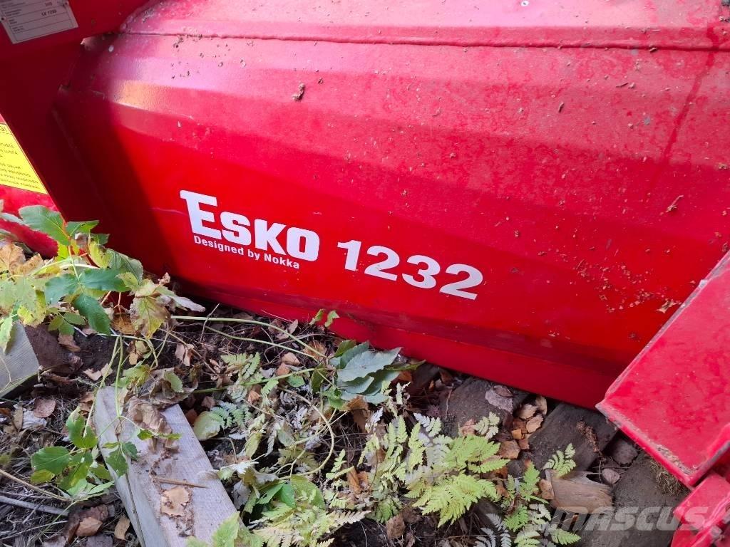 Esko 1232 Lumilingot