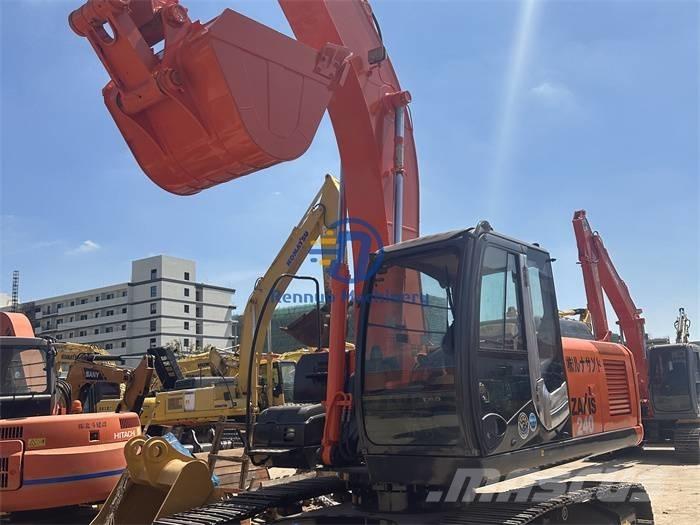 Hitachi ZX 240-3 Telakaivukoneet